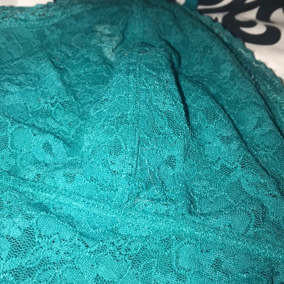 Lace bra - Picture 2 of 5